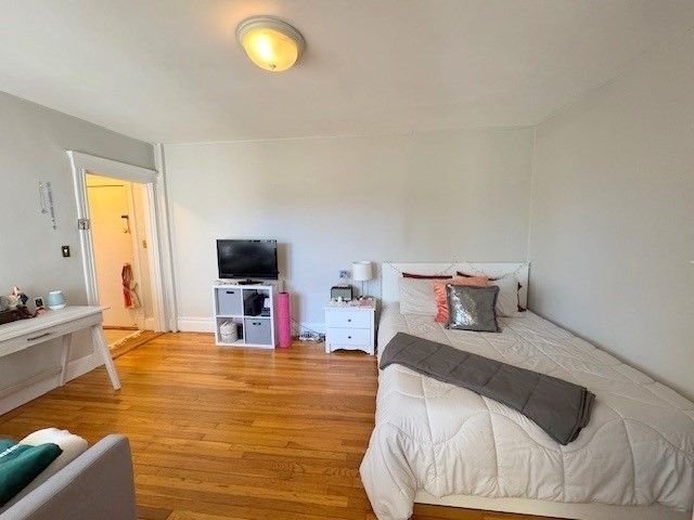 28 Quint Ave 26, Boston, MA 02134