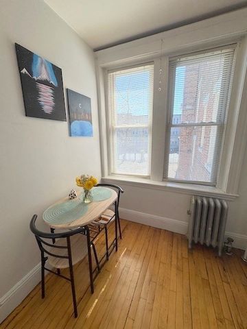 28 Quint Ave 26, Boston, MA 02134