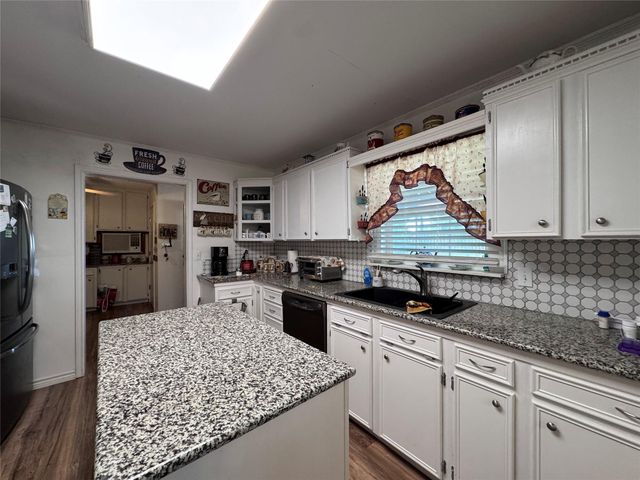 309 N Marsh Drive, Livingston, TX 77351