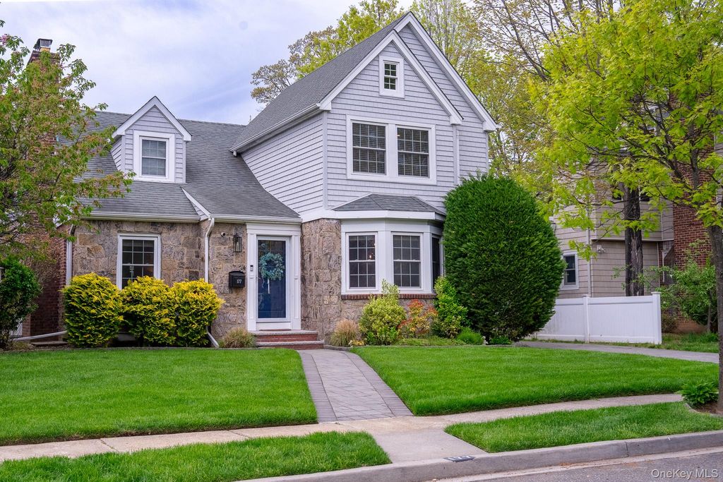 177 Fonda Road, Rockville Centre, NY 11570