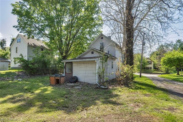 383 N Arlington Street, Akron, OH 44305