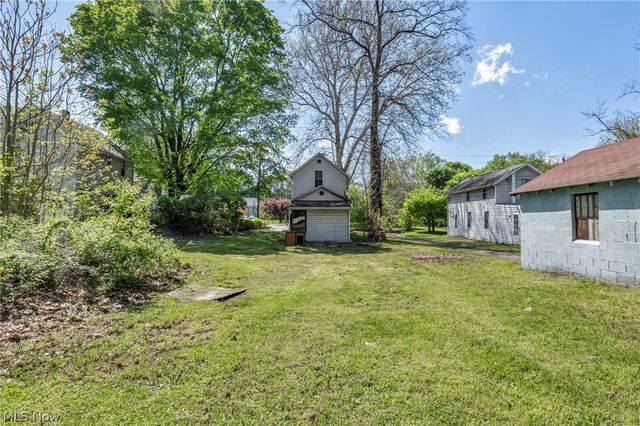 383 N Arlington Street, Akron, OH 44305