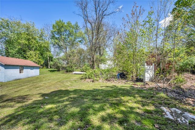 383 N Arlington Street, Akron, OH 44305