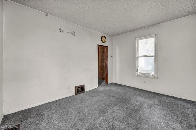 383 N Arlington Street, Akron, OH 44305