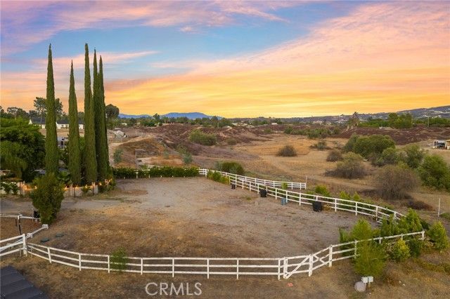 36350 Calle Poco, Temecula, CA 92592
