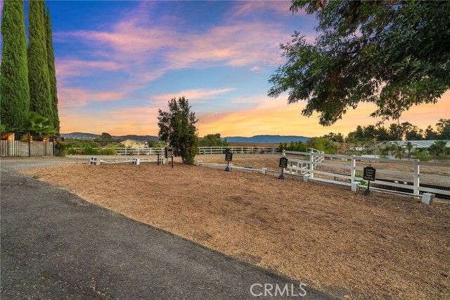 36350 Calle Poco, Temecula, CA 92592