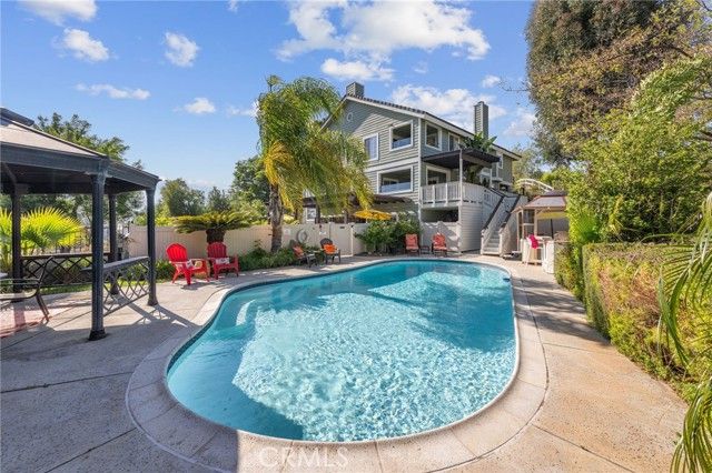 36350 Calle Poco, Temecula, CA 92592