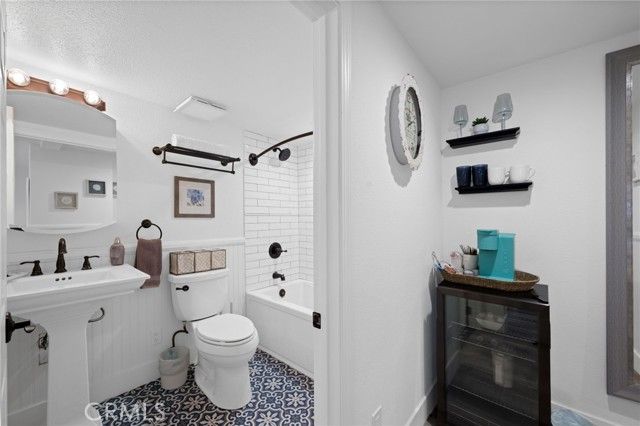 36350 Calle Poco, Temecula, CA 92592