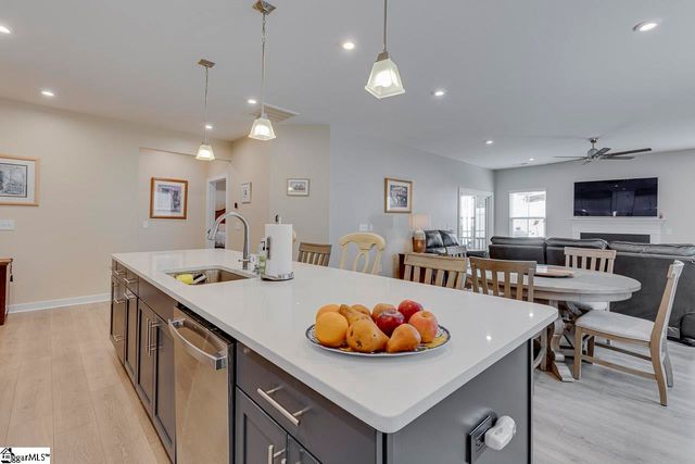 1304 Fiddletree Lane, Woodruff, SC 29388