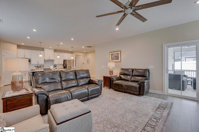 1304 Fiddletree Lane, Woodruff, SC 29388