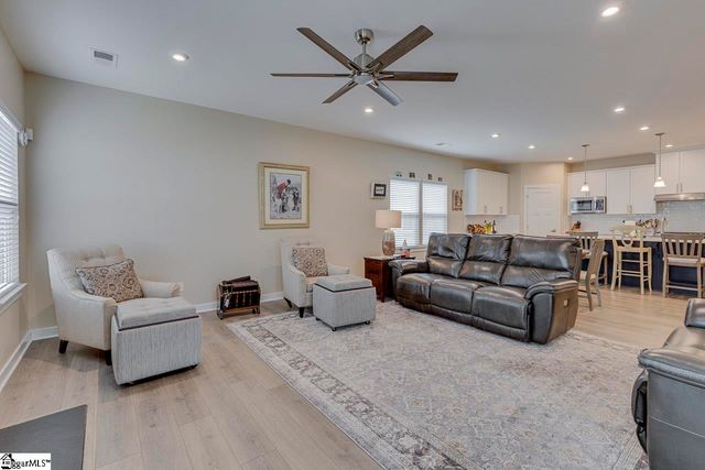 1304 Fiddletree Lane, Woodruff, SC 29388