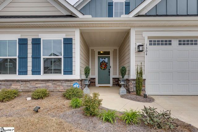 1304 Fiddletree Lane, Woodruff, SC 29388
