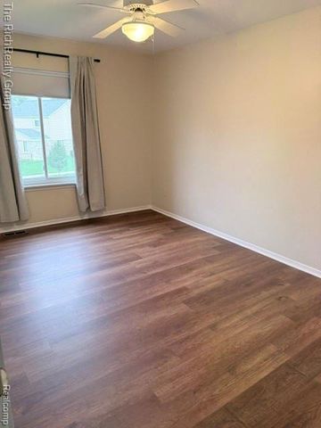 44173 Dartmouth Street, Canton, MI 48188