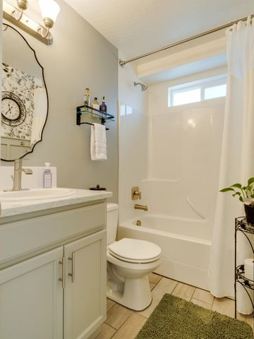 431 E Jim Darby Dr, Medical Lake, WA 99022