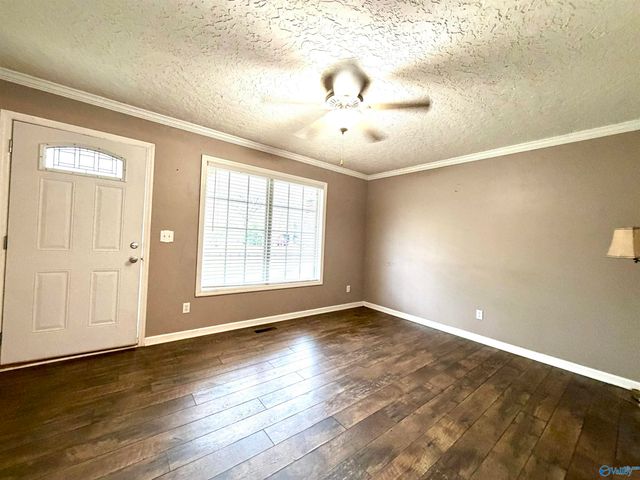 652 Jackson Trail SW, Attalla, AL 35954