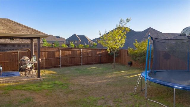 809 Park Place Lane, Mckinney, TX 75071