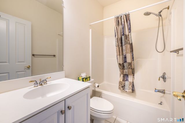 114 Country Club Drive 114, Oxford, CT 06478