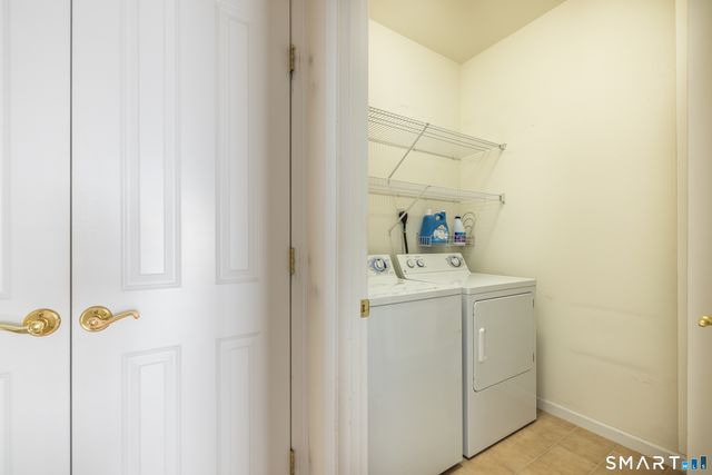 114 Country Club Drive 114, Oxford, CT 06478