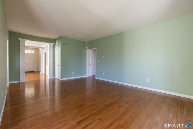 114 Country Club Drive 114, Oxford, CT 06478