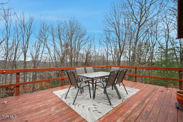 189 Southwest Ridgefield Road, Wise, VA 24293