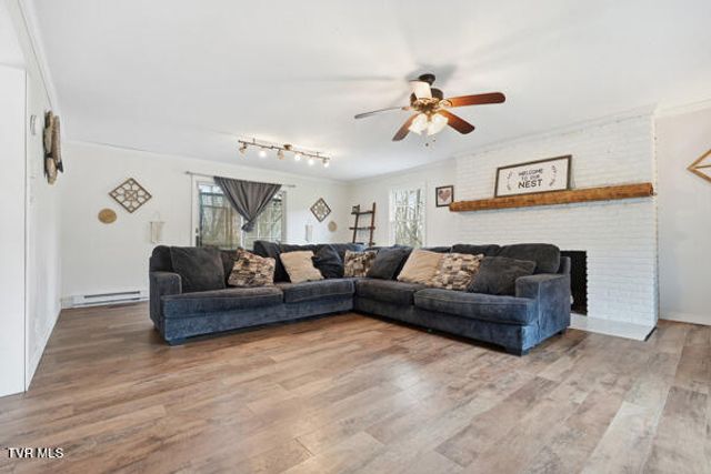 189 Southwest Ridgefield Road, Wise, VA 24293