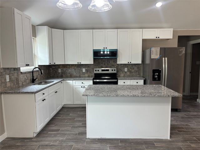 301 NW 23rd Street, Mineral Wells, TX 76067