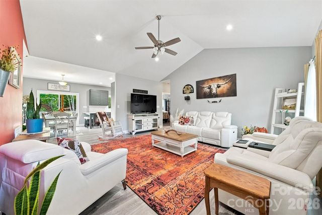 1350 Sam Hefner Road, Granite Falls, NC 28630