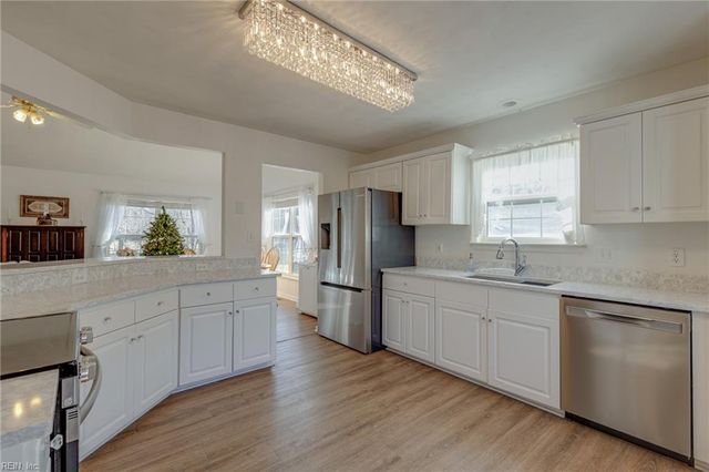 4552 Shoulders Hill RD, Suffolk, VA 23435