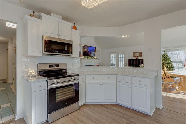 4552 Shoulders Hill RD, Suffolk, VA 23435