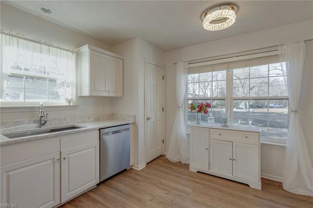 4552 Shoulders Hill RD, Suffolk, VA 23435