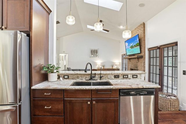 600 MOURNING DOVE CIRCLE, Lake Mary, FL 32746