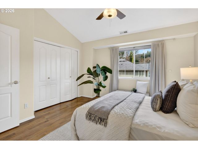 4934 Sw 1ST Ave, Portland, OR 97239