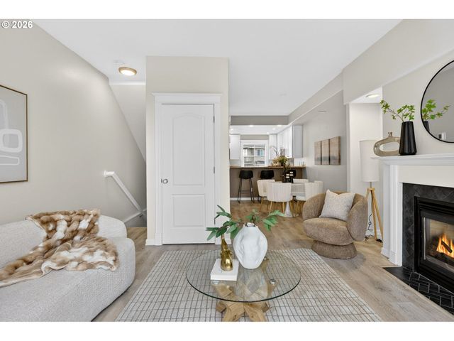 4934 Sw 1ST Ave, Portland, OR 97239