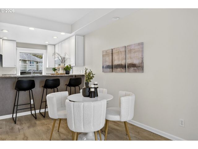 4934 Sw 1ST Ave, Portland, OR 97239