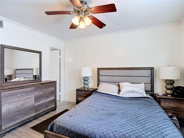 4611 W NORTH B STREET 240, Tampa, FL 33609