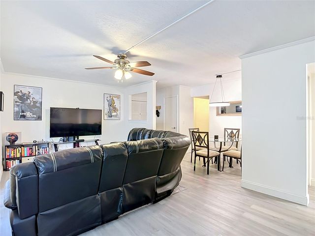 4611 W NORTH B STREET 240, Tampa, FL 33609