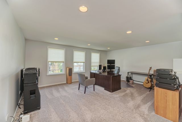 8288 Mulberry Drive, Woodridge, IL 60517