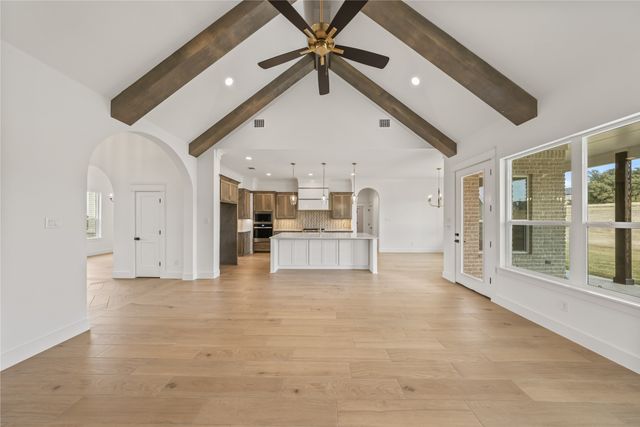 700 Burr Oak Lane, Weatherford, TX 76085