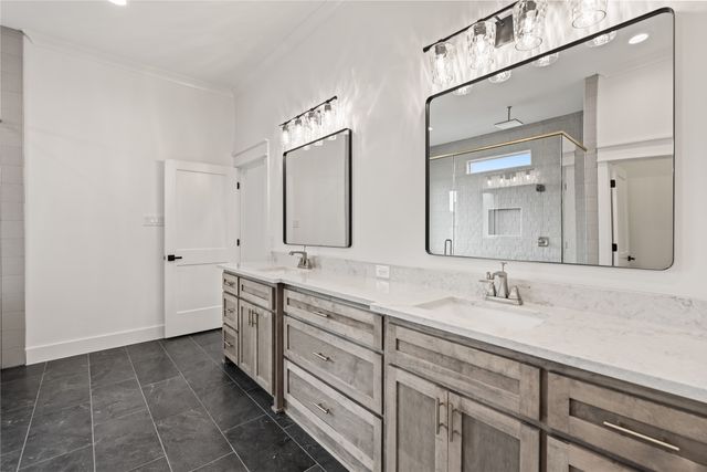 700 Burr Oak Lane, Weatherford, TX 76085