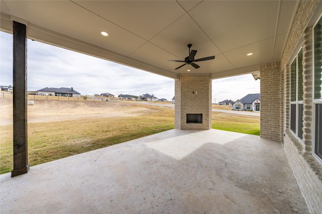 700 Burr Oak Lane, Weatherford, TX 76085
