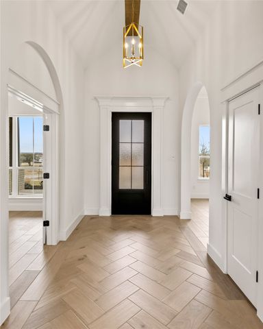 700 Burr Oak Lane, Weatherford, TX 76085