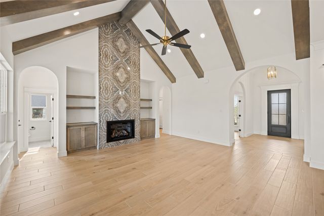 700 Burr Oak Lane, Weatherford, TX 76085