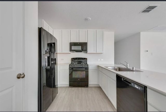 2032 Derby Lane, Aubrey, TX 76227
