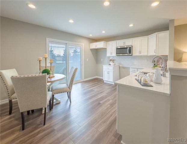 12 White Orchid Way, Lancaster, NY 14086