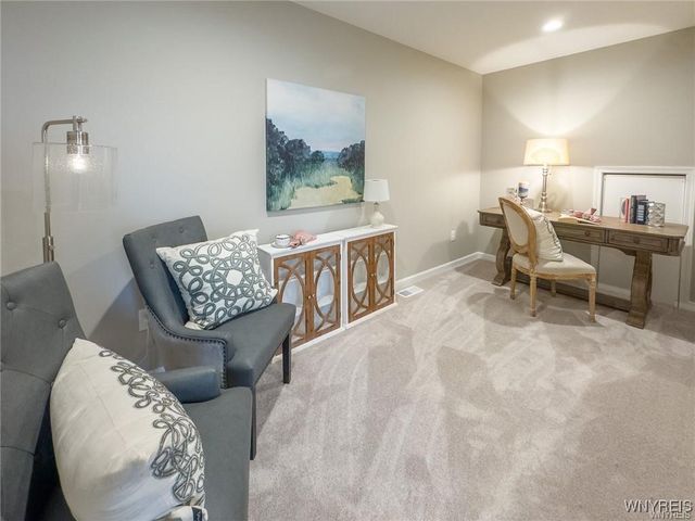 12 White Orchid Way, Lancaster, NY 14086