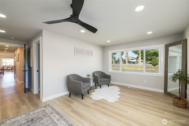 323 W King Tut Road, Bellingham, WA 98226