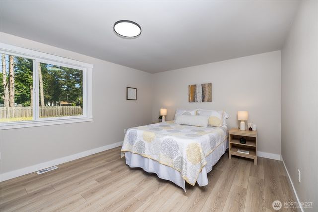 323 W King Tut Road, Bellingham, WA 98226