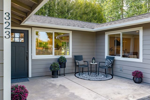 323 W King Tut Road, Bellingham, WA 98226