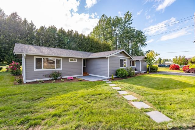 323 W King Tut Road, Bellingham, WA 98226