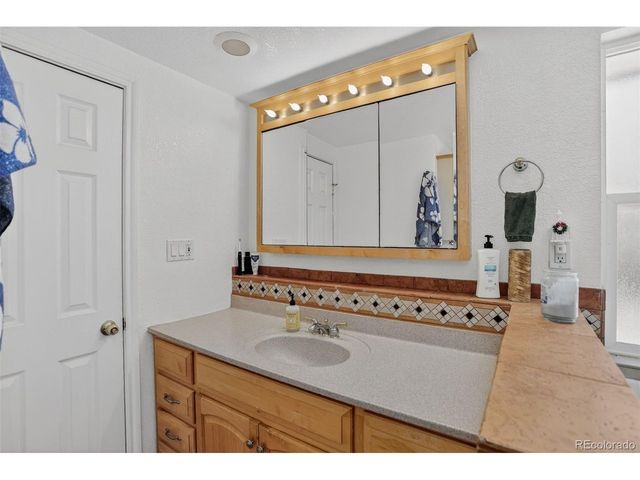 9900 W 57th Pl, Arvada, CO 80002